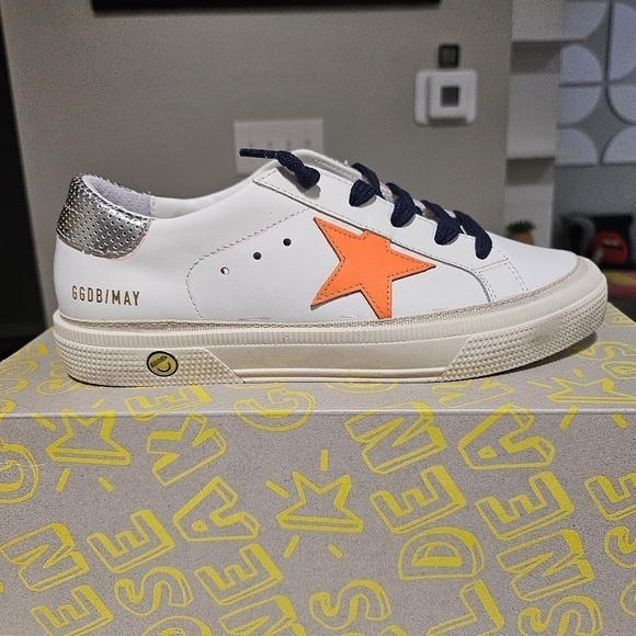 Golden Goose | Orange Star May - Picture 1 of 7